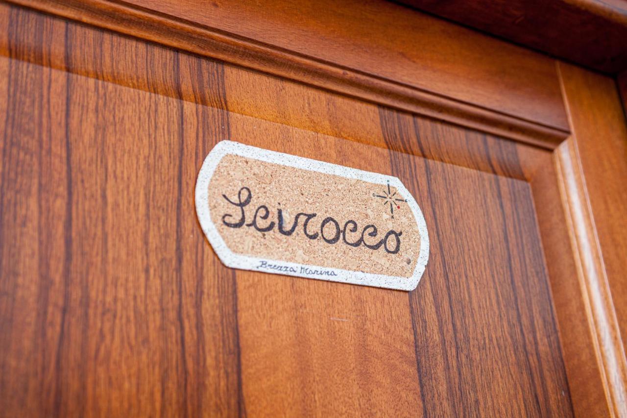Brezza B&B Golfo Aranci Exterior photo